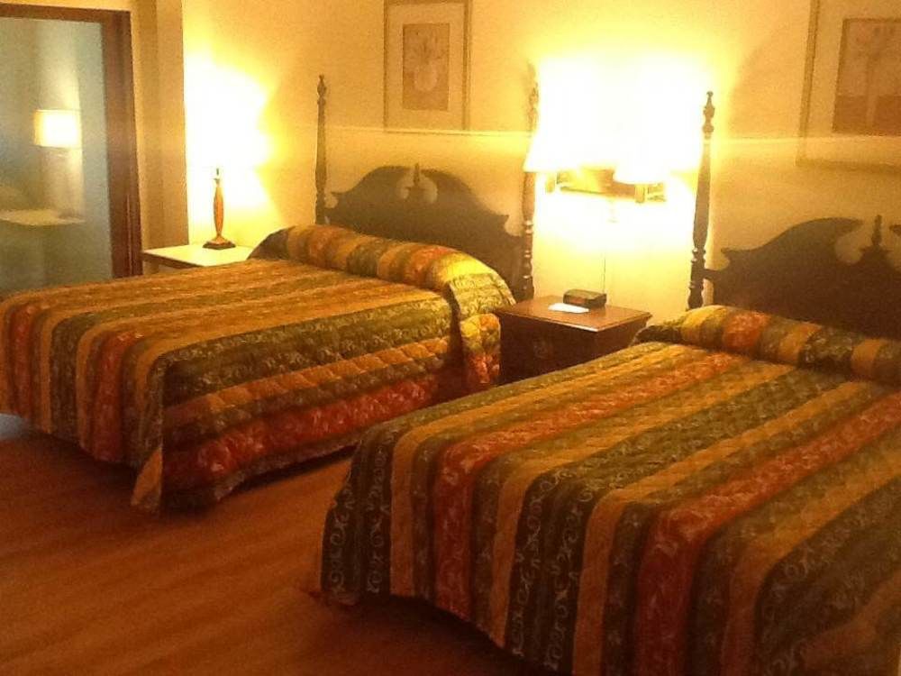 King Hendrick Motel And Suites Lake George Eksteriør billede