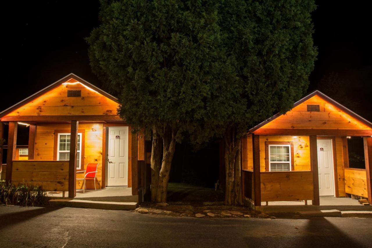 King Hendrick Motel And Suites Lake George Eksteriør billede