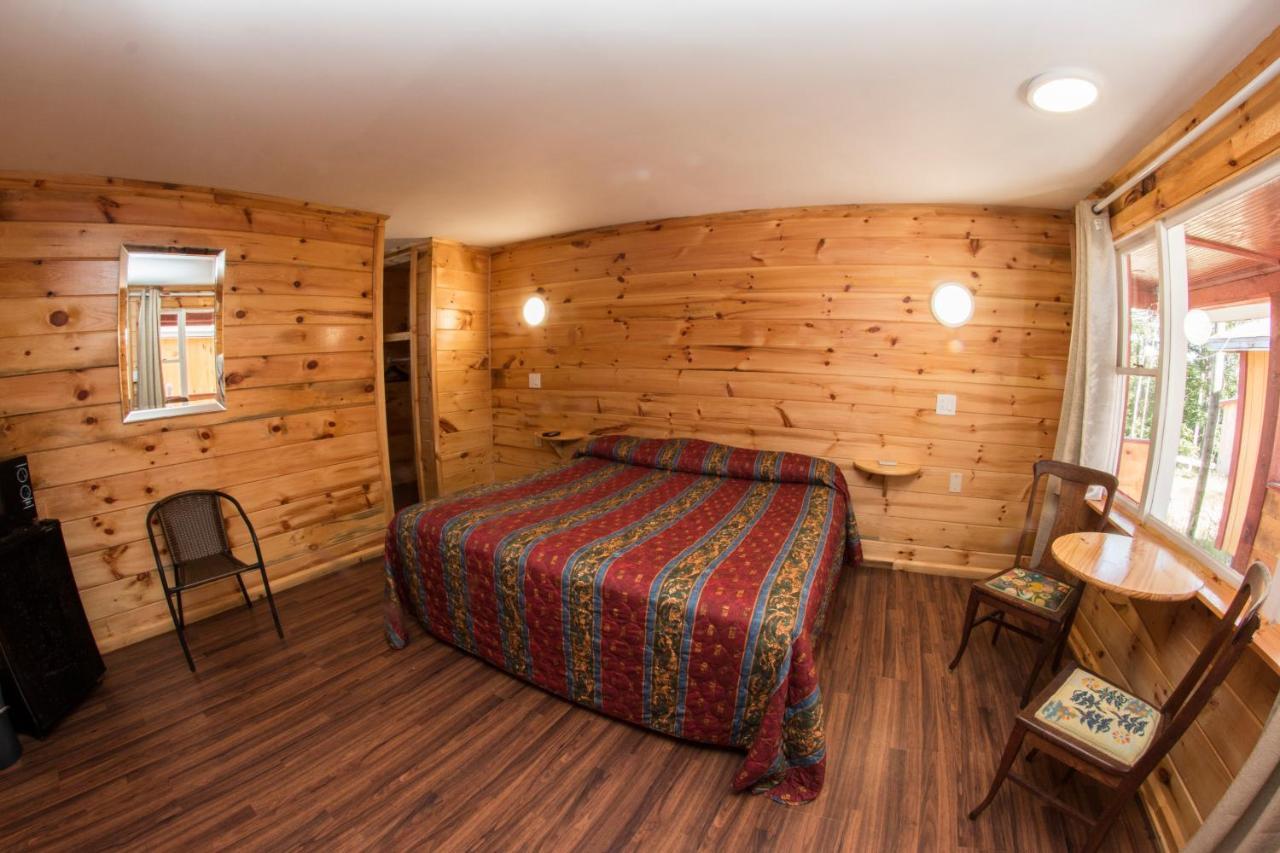 King Hendrick Motel And Suites Lake George Eksteriør billede